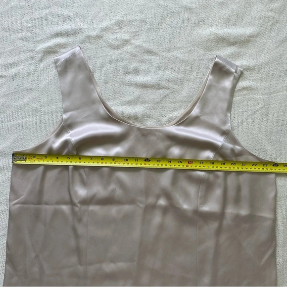 Gorgeous Silk-look  Champagne Scoop Neck Tank Top Size 20 XXL - Picture 10 of 12